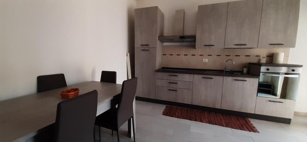 Comfy&Cozy Flat In Fiumicino Center Apartment Luaran gambar